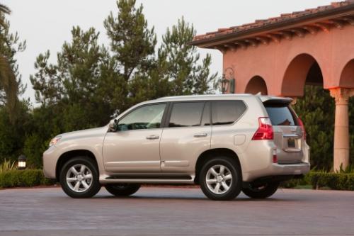 Photo Image Gallery & Touchup Paint: Lexus GX in Satin Cashmere Metallic  (4U7)  YEARS: 2010-2013