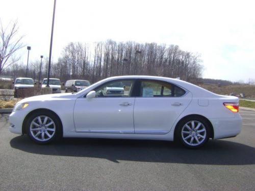 Photo Image Gallery & Touchup Paint: Lexus LS in Starfire Pearl   (077)  YEARS: 2008-2013