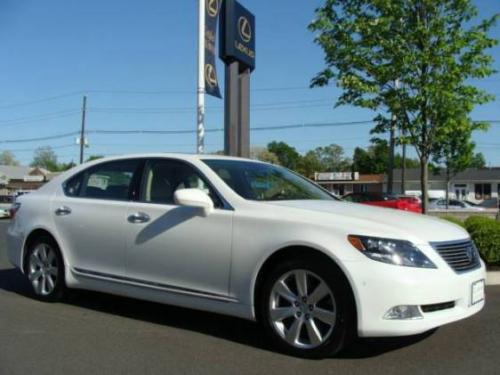Photo Image Gallery & Touchup Paint: Lexus LS in Starfire Pearl   (077)  YEARS: 2007-2013