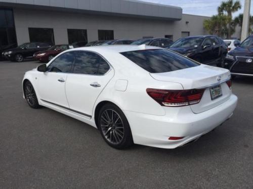 Photo Image Gallery & Touchup Paint: Lexus LS in Ultra White   (083)  YEARS: 2013-2017