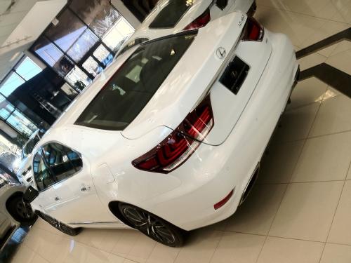 Photo Image Gallery & Touchup Paint: Lexus LS in Ultra White   (088)  YEARS: 2013-2013