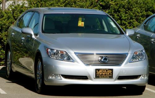 Photo Image Gallery & Touchup Paint: Lexus LS in Mercury Metallic   (1F2)  YEARS: 2007-2012