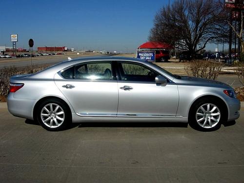 Photo Image Gallery & Touchup Paint: Lexus LS in Mercury Metallic   (1F2)  YEARS: 2007-2012