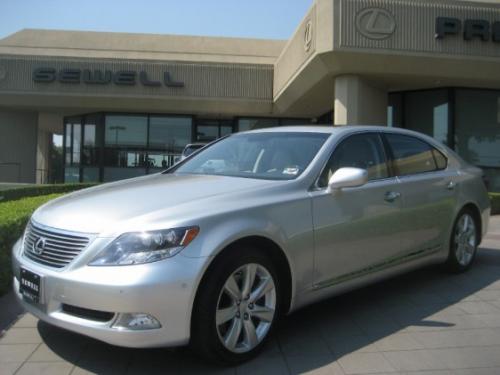 Photo Image Gallery & Touchup Paint: Lexus LS in Mercury Metallic   (1F2)  YEARS: 2007-2012