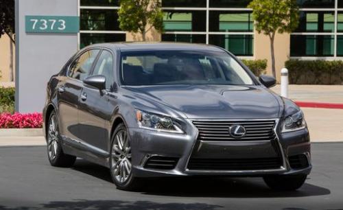 Photo Image Gallery & Touchup Paint: Lexus LS in Nebula Gray Pearl  (1H9)  YEARS: 2013-2013