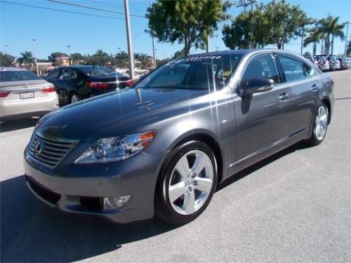 Photo Image Gallery & Touchup Paint: Lexus LS in Nebula Gray Pearl  (1H9)  YEARS: 2013-2013