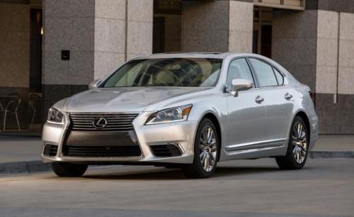 Photo Image Gallery & Touchup Paint: Lexus LS in Liquid Platinum   (1J2)  YEARS: 2013-2014