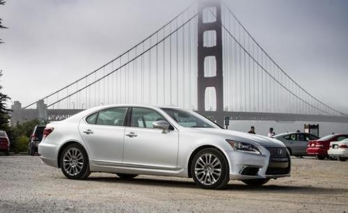 Photo Image Gallery & Touchup Paint: Lexus LS in Liquid Platinum   (1J2)  YEARS: 2013-2013