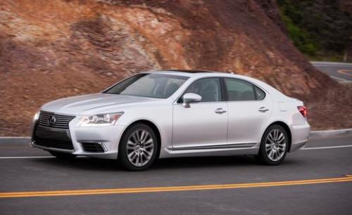 Photo Image Gallery & Touchup Paint: Lexus LS in Liquid Platinum   (1J2)  YEARS: 2013-2013