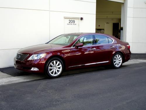 Photo Image Gallery & Touchup Paint: Lexus LS in Noble Spinel Mica  (3R7)  YEARS: 2008-2009