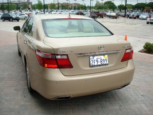 Photo Image Gallery & Touchup Paint: Lexus LS in Golden Almond Metallic  (4T1)  YEARS: 2008-2009