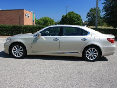 Photo Image Gallery & Touchup Paint: Lexus LS in Satin Cashmere Metallic  (4U7)  YEARS: 2010-2013