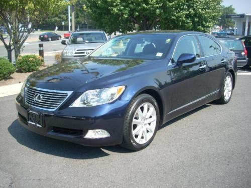 Photo Image Gallery & Touchup Paint: Lexus LS in Black Sapphire Pearl  (8U0)  YEARS: 2007-2009