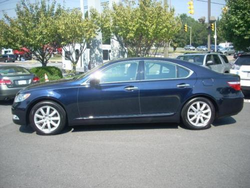 Photo Image Gallery & Touchup Paint: Lexus LS in Black Sapphire Pearl  (8U0)  YEARS: 2007-2009