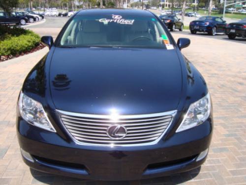 Photo Image Gallery & Touchup Paint: Lexus LS in Black Sapphire Pearl  (8U0)  YEARS: 2007-2009