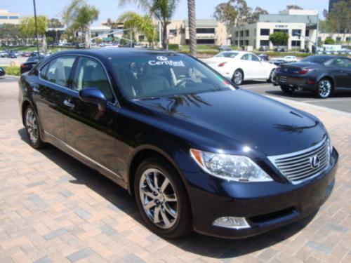 Photo Image Gallery & Touchup Paint: Lexus LS in Black Sapphire Pearl  (8U0)  YEARS: 2007-2009