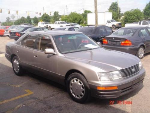 Photo Image Gallery & Touchup Paint: Lexus LS in Crystal Quartz Metallic  (4N1)  YEARS: 1995-1997