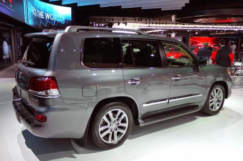 Photo Image Gallery & Touchup Paint: Lexus LX in Nebula Gray Pearl  (1H9)  YEARS: 2013-2013