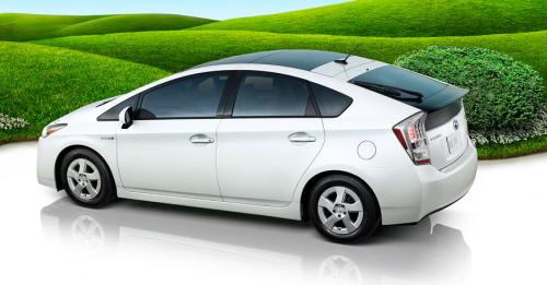 Photo Image Gallery & Touchup Paint: Toyota Prius in Blizzard Pearl   (070)  YEARS: 2010-2013