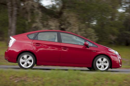 Photo Image Gallery & Touchup Paint: Toyota Prius in Barcelona Red Metallic  (3R3)  YEARS: 2010-2013