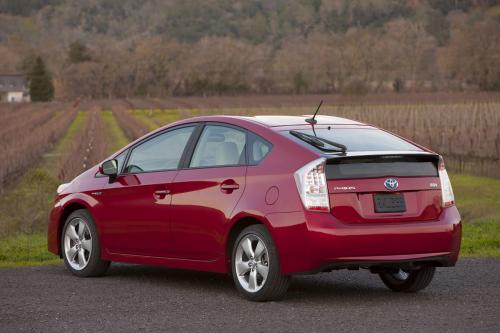 Photo Image Gallery & Touchup Paint: Toyota Prius in Barcelona Red Metallic  (3R3)  YEARS: 2010-2013