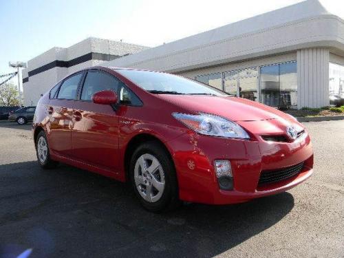 Photo Image Gallery & Touchup Paint: Toyota Prius in Barcelona Red Metallic  (3R3)  YEARS: 2010-2013