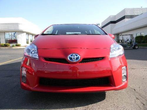 Photo Image Gallery & Touchup Paint: Toyota Prius in Barcelona Red Metallic  (3R3)  YEARS: 2010-2013