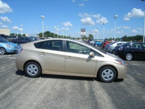 Photo Image Gallery & Touchup Paint: Toyota Prius in Sandy Beach Metallic  (4T8)  YEARS: 2010-2011