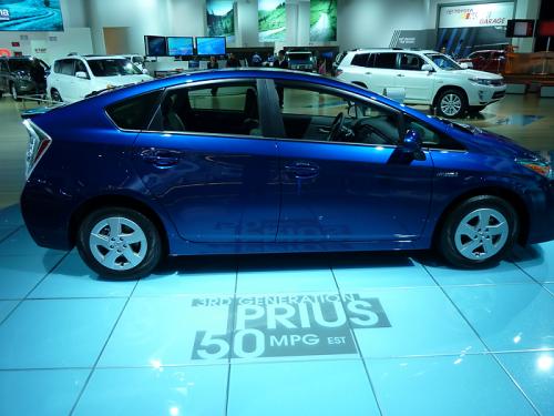 Photo Image Gallery & Touchup Paint: Toyota Prius in Blue Ribbon Metallic  (8T5)  YEARS: 2010-2011
