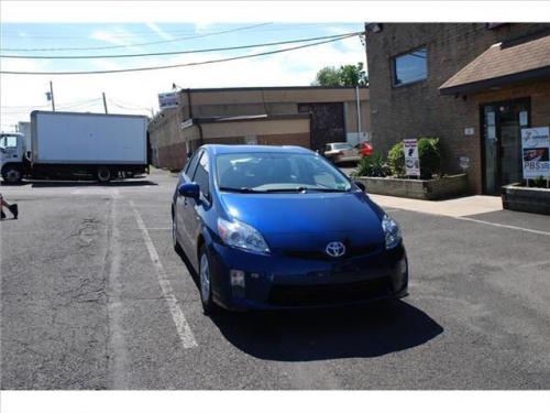 Photo Image Gallery & Touchup Paint: Toyota Prius in Blue Ribbon Metallic  (8T5)  YEARS: 2010-2011