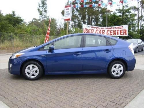 Photo Image Gallery & Touchup Paint: Toyota Prius in Blue Ribbon Metallic  (8T5)  YEARS: 2010-2011