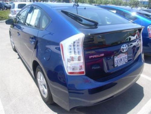 Photo Image Gallery & Touchup Paint: Toyota Prius in Blue Ribbon Metallic  (8T5)  YEARS: 2010-2011