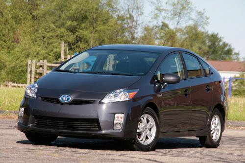 Photo Image Gallery & Touchup Paint: Toyota Prius in Winter Gray Metallic  (8V1)  YEARS: 2012-2013