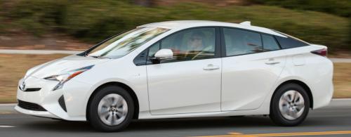 Photo Image Gallery & Touchup Paint: Toyota Prius in Super White   (040)  YEARS: 2016-2017