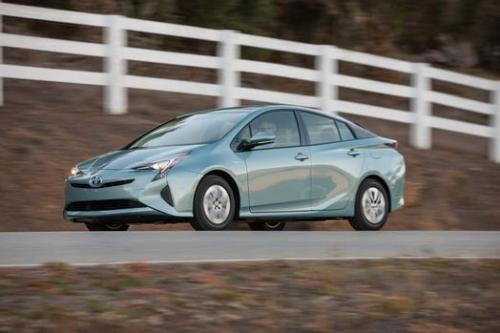 Photo Image Gallery & Touchup Paint: Toyota Prius in Sea Glass Pearl  (781)  YEARS: 2016-2017