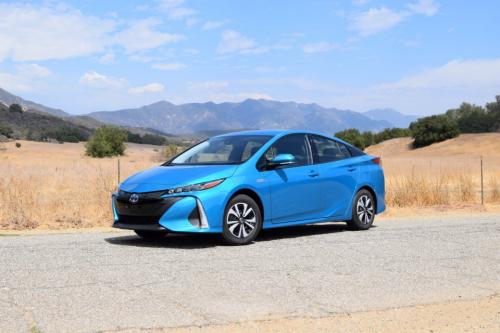 Photo Image Gallery & Touchup Paint: Toyota Prius in Blue Magnetism   (791)  YEARS: 2017-2017