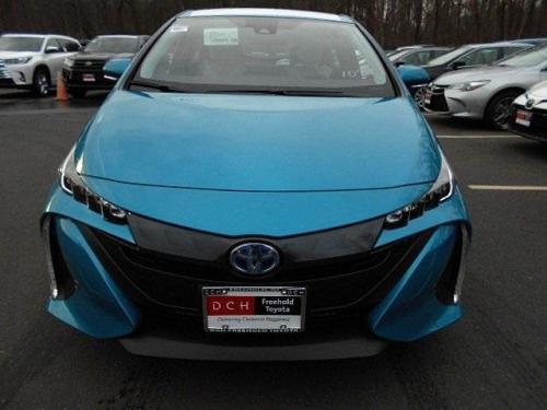 Photo Image Gallery & Touchup Paint: Toyota Prius in Blue Magnetism   (791)  YEARS: 2017-2017