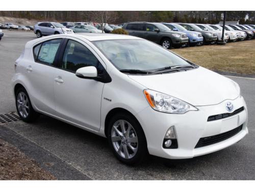 Photo Image Gallery & Touchup Paint: Toyota Priusc in Super White   (040)  YEARS: 2012-2013