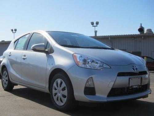 Photo Image Gallery & Touchup Paint: Toyota Priusc in Classic Silver Metallic  (1F7)  YEARS: 2012-2013