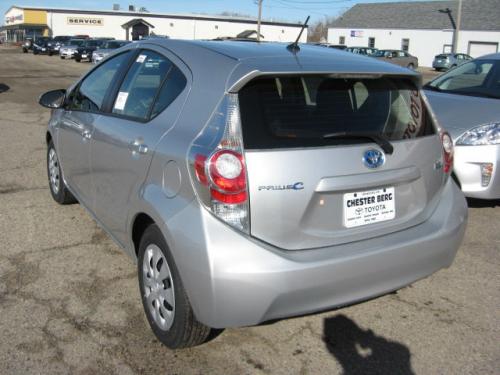 Photo Image Gallery & Touchup Paint: Toyota Priusc in Classic Silver Metallic  (1F7)  YEARS: 2012-2013