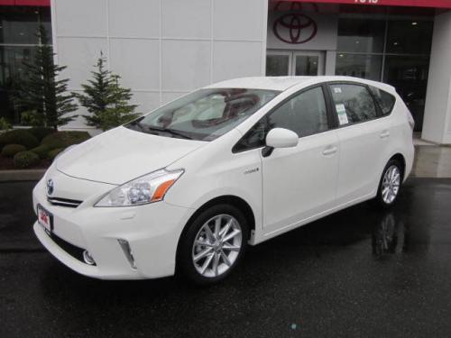 Photo Image Gallery & Touchup Paint: Toyota Priusv in Blizzard Pearl   (070)  YEARS: 2012-2013