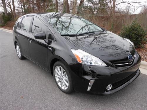 Photo Image Gallery & Touchup Paint: Toyota Priusv in Black    (202)  YEARS: 2012-2013