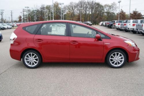 Photo Image Gallery & Touchup Paint: Toyota Priusv in Barcelona Red Metallic  (3R3)  YEARS: 2012-2013