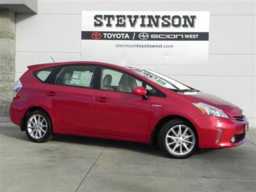 Photo Image Gallery & Touchup Paint: Toyota Priusv in Barcelona Red Metallic  (3R3)  YEARS: 2012-2013