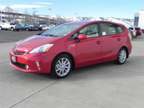 Photo Image Gallery & Touchup Paint: Toyota Priusv in Barcelona Red Metallic  (3R3)  YEARS: 2012-2013