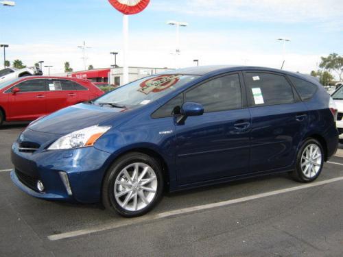 Photo Image Gallery & Touchup Paint: Toyota Priusv in Blue Ribbon Metallic  (8T5)  YEARS: 2012-2013