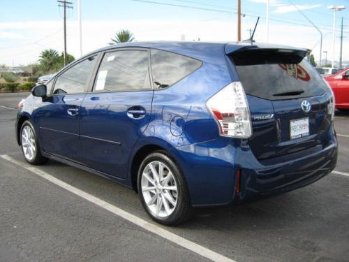 Photo Image Gallery & Touchup Paint: Toyota Priusv in Blue Ribbon Metallic  (8T5)  YEARS: 2012-2013