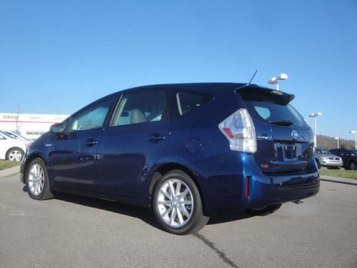 Photo Image Gallery & Touchup Paint: Toyota Priusv in Blue Ribbon Metallic  (8T5)  YEARS: 2012-2013