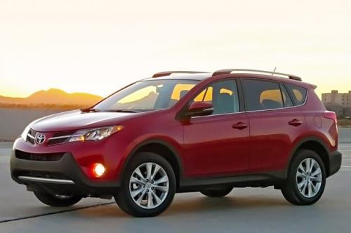 Photo Image Gallery & Touchup Paint: Toyota Rav4 in Barcelona Red Metallic  (3R3)  YEARS: 2013-2013