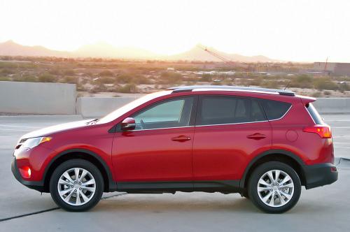 Photo Image Gallery & Touchup Paint: Toyota Rav4 in Barcelona Red Metallic  (3R3)  YEARS: 2013-2013